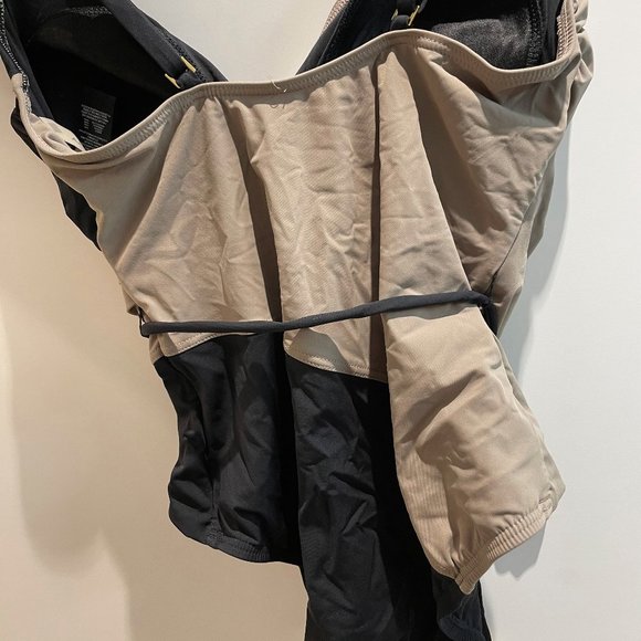 One piece swimsuit in black and beige - Picture 4 of 4